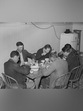 1940 Lunch Served at Salvation Army Corpus Christi, Texas 8x10 Photo Print #1